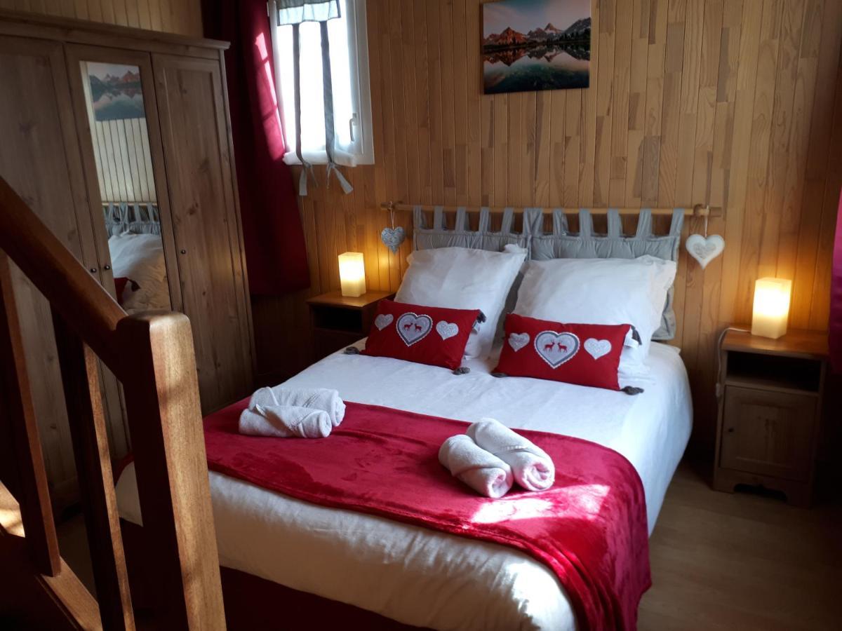 L'Aur~Elie Bed & Breakfast Lalinde Eksteriør bilde