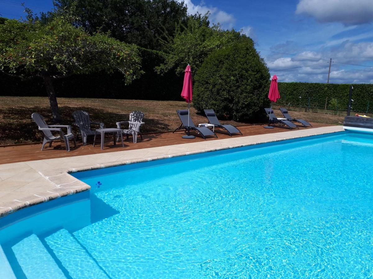 L'Aur~Elie Bed & Breakfast Lalinde Eksteriør bilde